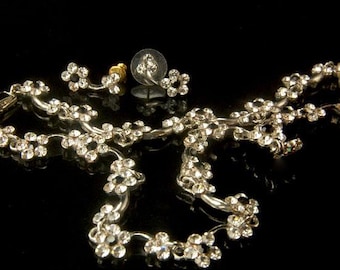 vintage diamond crystal rhinestone silver tone necklace earring set