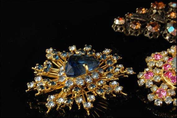 3 vintage collection of austrian rhinestone art g… - image 2