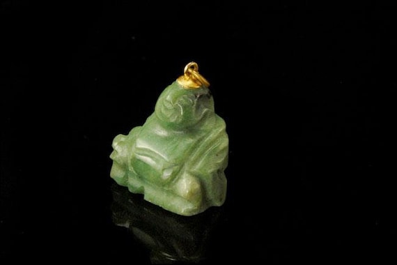 antique chinese carved green jade buddha pendant - image 2