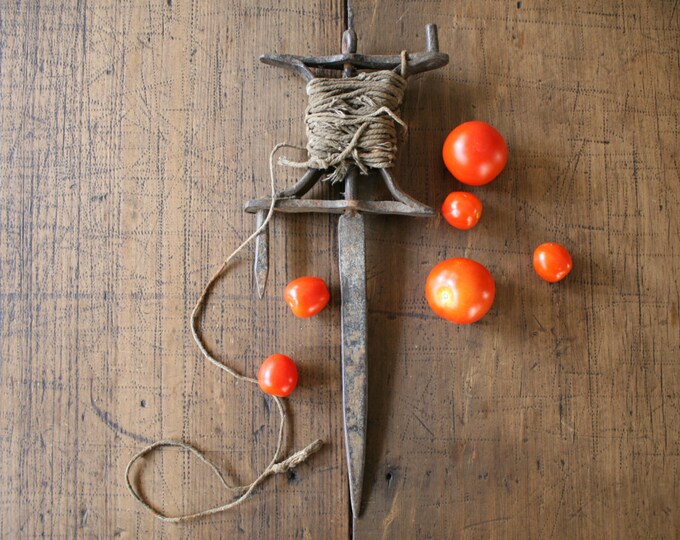 String Row Markers Cast Iron Garden String Winder Row Marker String Line for Display Old ...