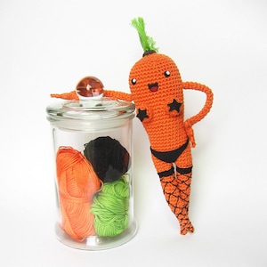 Crochet PATTERN for Kinky Carrot the cute and sassy amigurumi carrot EN image 1