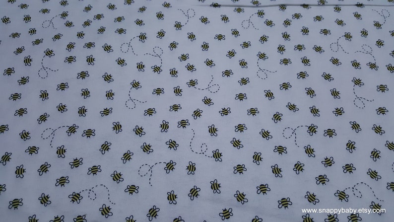 By the yard All Over Bees 100/% Cotton Flannel Flannel Fabric