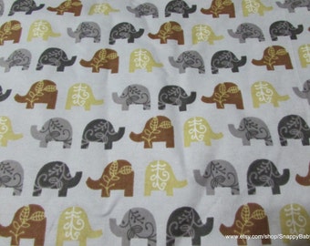 Flannel Fabric - Baby Elephants Linear - By the yard - 100% Cotton Flannel