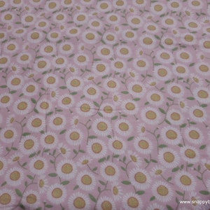 Flannel Fabric Daisy Floral By the yard 100% Cotton Flannel image 1