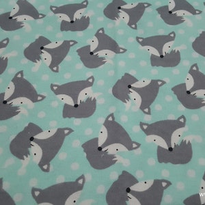 Flannel Fabric - Tossed Fox Mint - By the yard - 100% Cotton Flannel