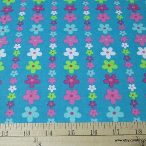 Flannel Fabric Foxy Daisy By the yard 100% Cotton Flannel image 2