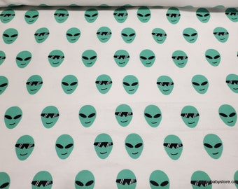 Flannel Fabric - Aliens Faces on White - By the yard - 100% Cotton Flannel