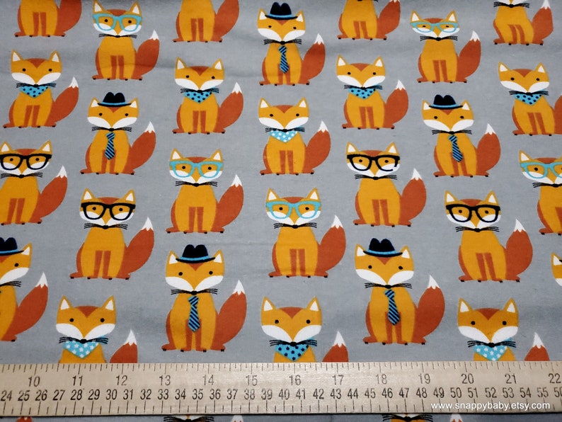 Flannel Fabric - Smart Foxes on Gray - by the Yard - 100% Cotton ...