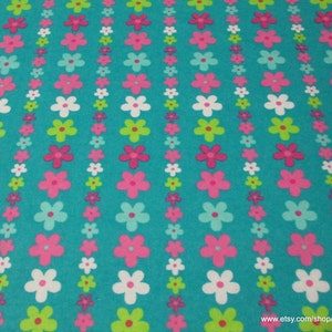 Flannel Fabric Foxy Daisy By the yard 100% Cotton Flannel image 1