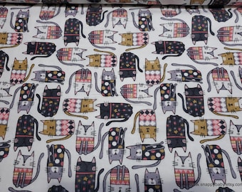 Remnant Flannel Fabric - Pattern Trap Cat on White - Choose your Size - 100% Cotton Flannel