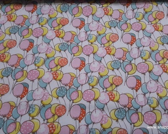 Flannel Fabric - Playful Cuties 3 Balloons - By the yard - 100% Premium Cotton Flannel