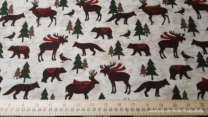 Woodland Retreat Animals Premium 100/% Premium Cotton Flannel Flannel Fabric By the yard