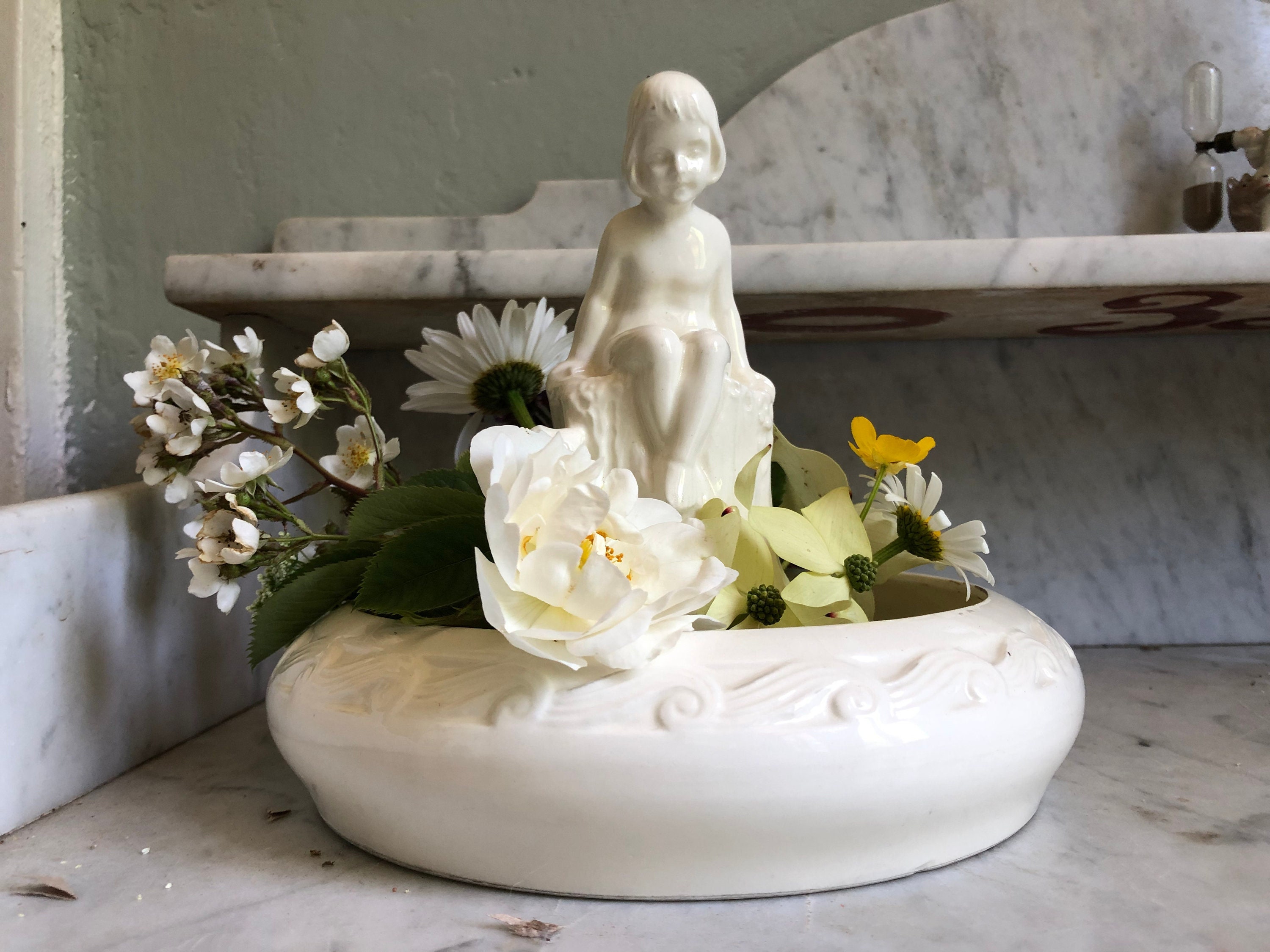 Collections – My Vintage and Antique Flower Frog Collection – Vintage Bu-Te  Antiques, Vintage