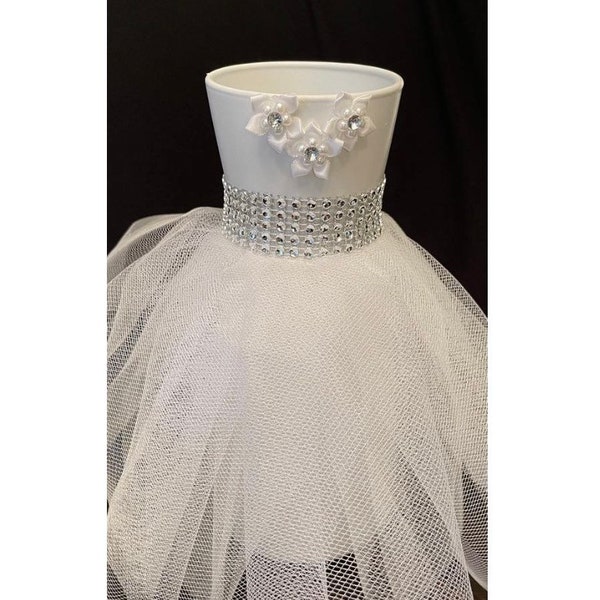 Bridal gown vase