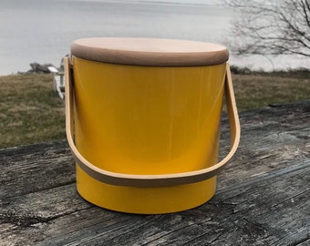 Vintage Georges Briard Yellow Vinyl Ice Bucket with Wooden Handle and Lid