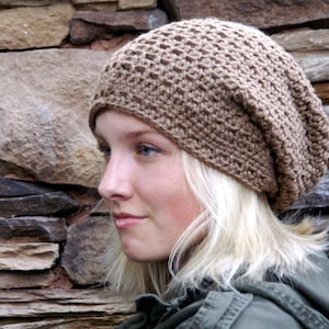 Cappello all&#39;uncinetto Slouchy- 30 COLORI fatti a mano / uomo / abbronza / crema / farina d&#39;avena / maglia / elastico / elegante / accogliente / caldo / inverno / berretto