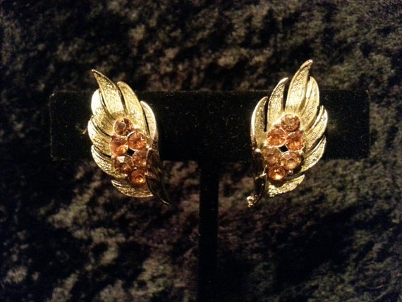 Vintage Coro Earrings w/Topaz Colored Rhinestones… - image 1