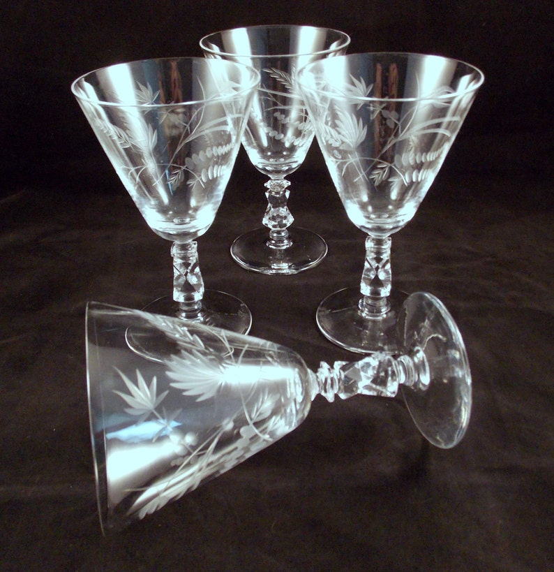 Vintage Etched Crystal Wine Glasses Leaves Floral Set Of 4 Etsy
