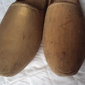 Echte Holzclogs in der Größe 40-41 aus den 70er Jahren. Bild 4