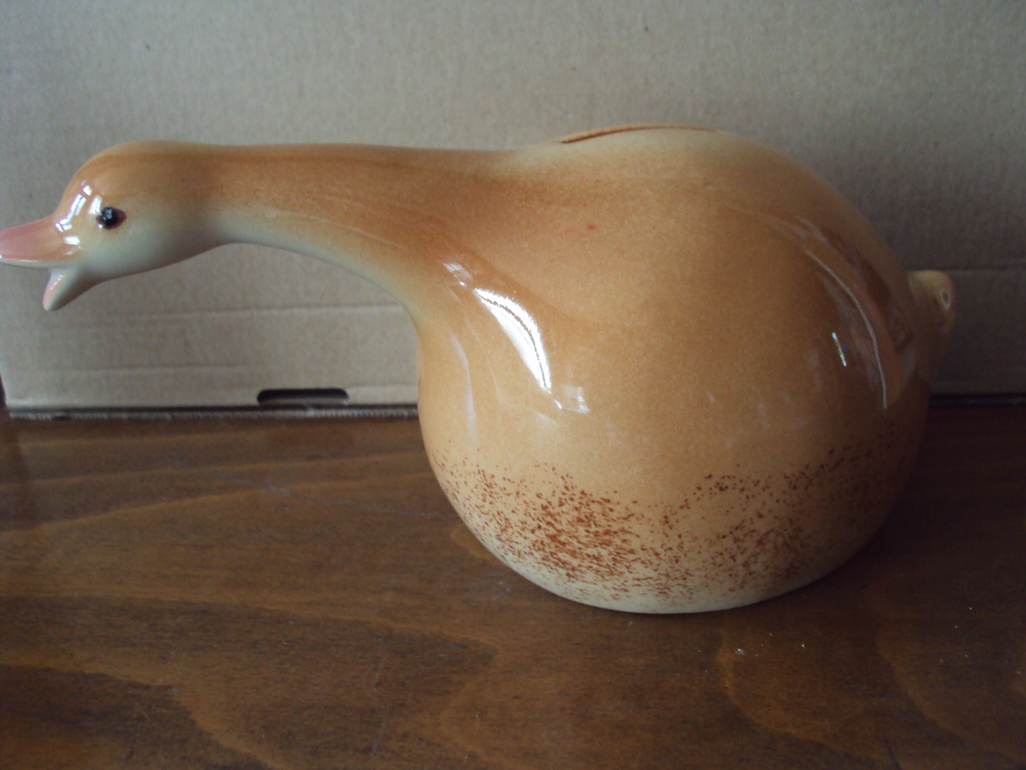 Tirelire en Porcelaine Des Années 1970 Représentant Une Oie.