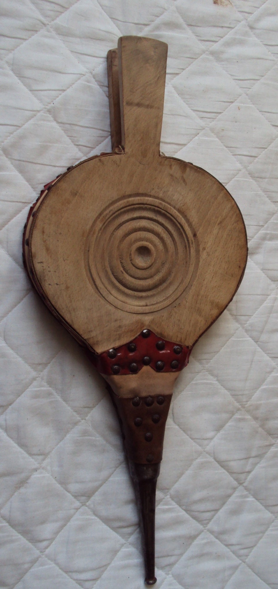 Soufflet en Bois et Cuir Datant Des Années 60.