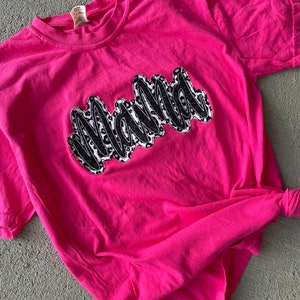 Embroidered Mama Shirt, Leopard Mama Shirt, Mother&#39;s Day Shirt, Mother&#39;s Day Gift, Mom Shirt, Black Leopard Mom Tee, Hot Pink, Applique