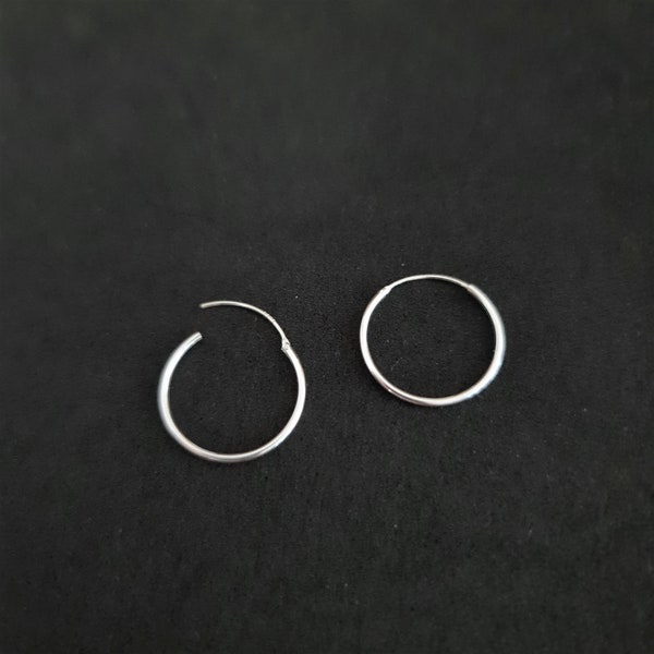 1 pr x 20mm 925 Sterling Silver Hoop Earrings