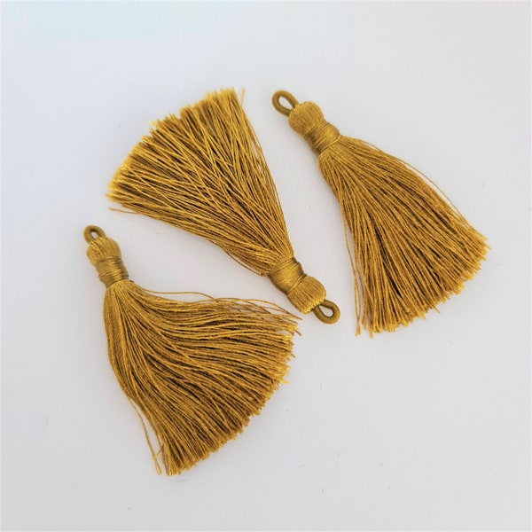 3 x Premium Taiwanese Nylon Tassles - Old Gold