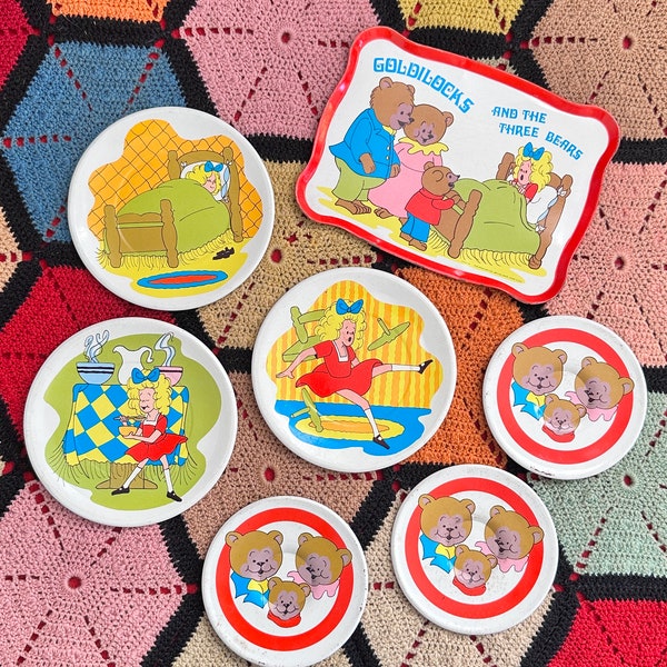 7 Piece Vintage 1970s Goldilocks and the Three Bears Tin Lithograph Children's Toy Dishes Plates Set Ohio Art