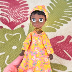 Little Big Eyes Doll - Etsy