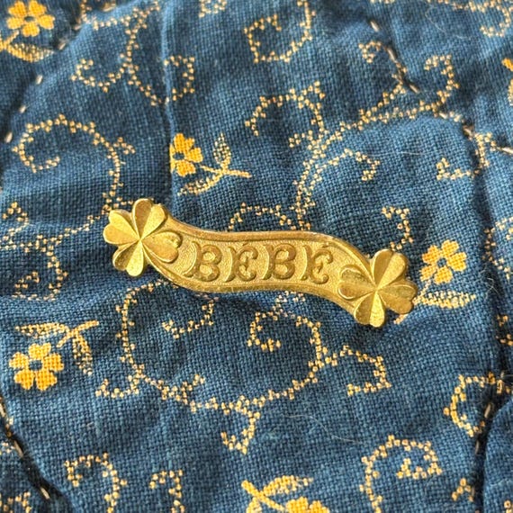 RARE original Victorian Jumeau BEBE metal brooch pin 4 leaf clover Antique bisque French beauty fashion doll pinback