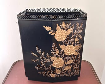 Vintage Wolff zwart gouden toleware prullenbak bloemen metalen prullenbak