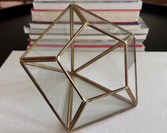 Vintage messing en glas geometrisch terrariumdisplay uit het midden van de eeuw modern sculpturaal decor