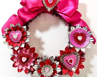 Valentijnskrans decor vintage lichtreflectoren kitsch harten strass 14"