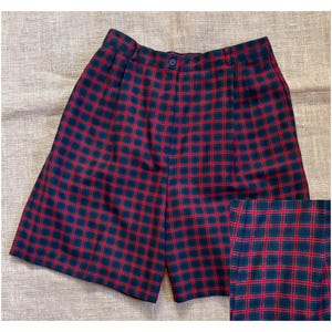 Vintage Womens Lands End Wool Plaid Walking Shorts Medium Large Preppy USA Made