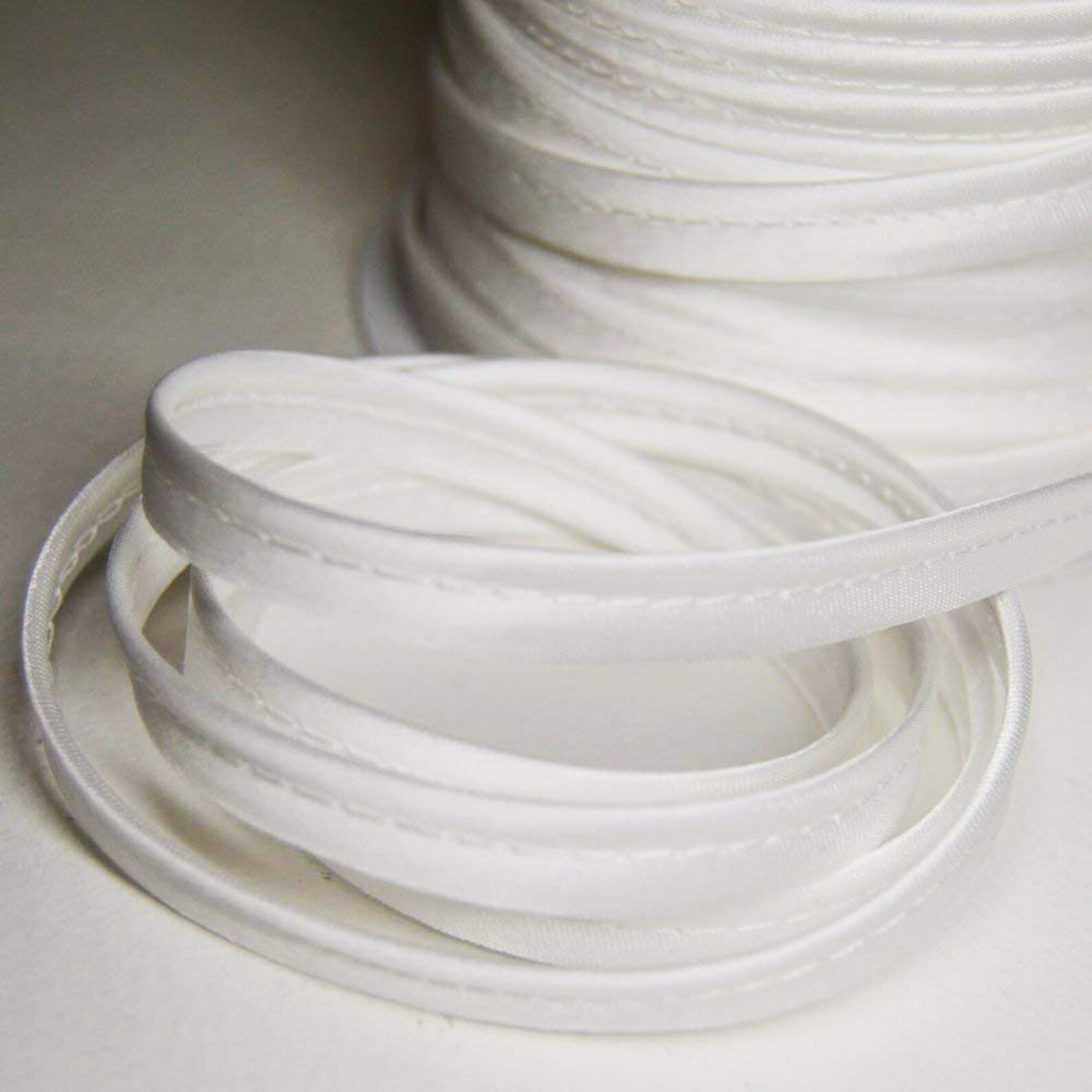 White satin piping of good quality By batch of several Etsy