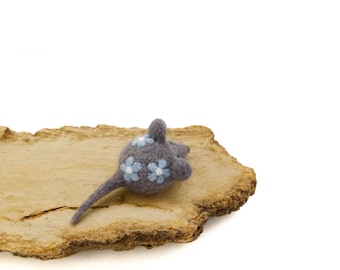 Felted mouse brooch Miniature animal brooch Forget me not flower jewelry