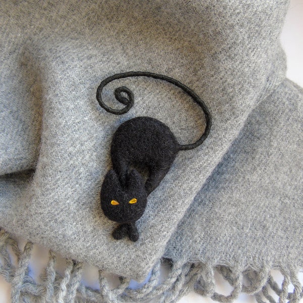Broche chat noir, épingle animal Halloween feutrée à l'aiguille, cadeau pour amoureux des chats