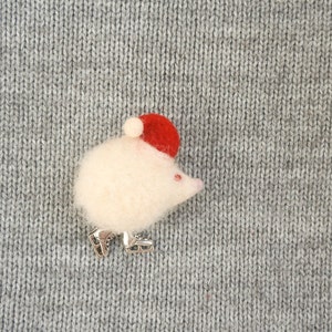 Kerstbroche egel, albino witte egel naaldviltspeld, cadeau-idee voor sportman