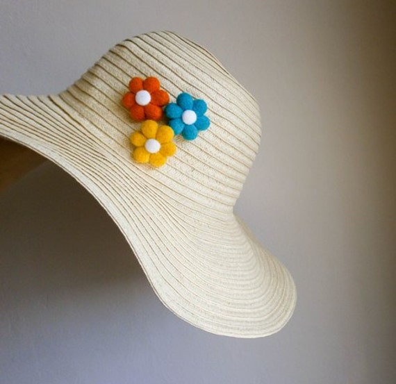 Set of 3 Needle Felted Flower Brooches, Colorful Floral Pin, Gift for Her