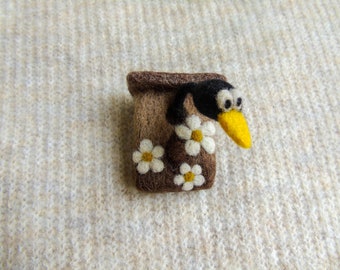 Needle Felted Birdhouse Brooch, Wool Pin with Black Bird, Handmade Nature-Inspired Jewelry