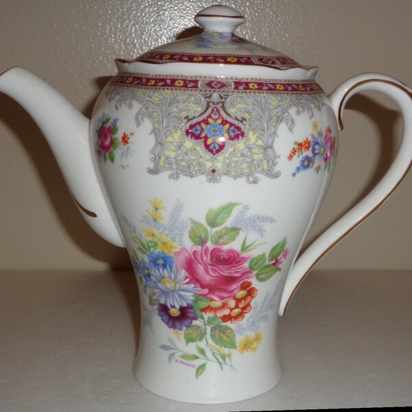 Shelley Georgian Coffee Pot/Teapot Pattern 13361 Fine Bone China Made in England Free Standard Shipping in the U.S.A.