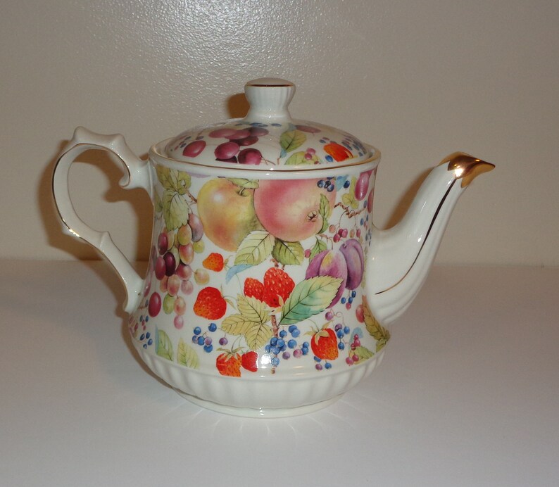 Windsor Fruits 6 Cup Teapot Made in England Free Standard Etsy