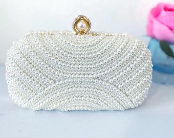 Ivory Pearl Beaded Clutch: Elegant Bridal Shoulder Bag