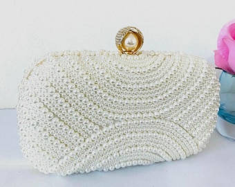 Ivory Pearl Clutch Bag: Elegant Beaded Bridal Evening Bag