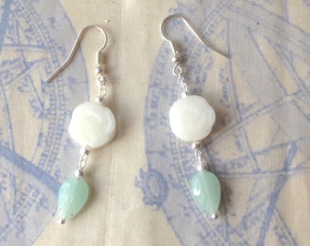 Quartzite sculpté belle Rose boucles d'oreilles avec feuilles Aventurine en argent Sterling