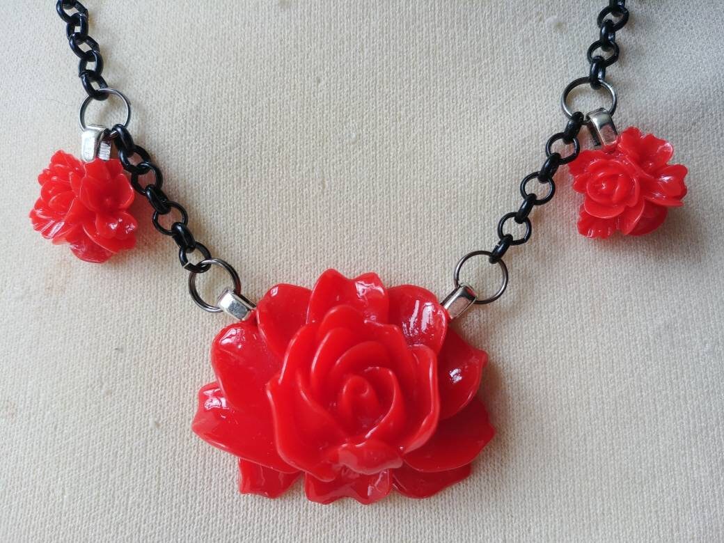 A Trio of Red Floral Bursts on Black Chain | Etsy