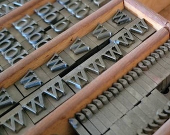 13mm Hamilton Vintage letterpress letter blocks / Monogram press letters / Newspaper type blocks / Industrial letters / Antique letterpress