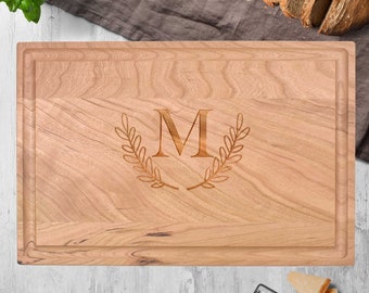 Personalized Luxury Cutting Board, Laurel Initial Engraved Chopping Board, Housewarming Gift, Gift for Her