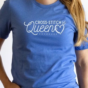 Camiseta de la Reina del Punto de Cruz: un regalo para los amantes de las manualidades